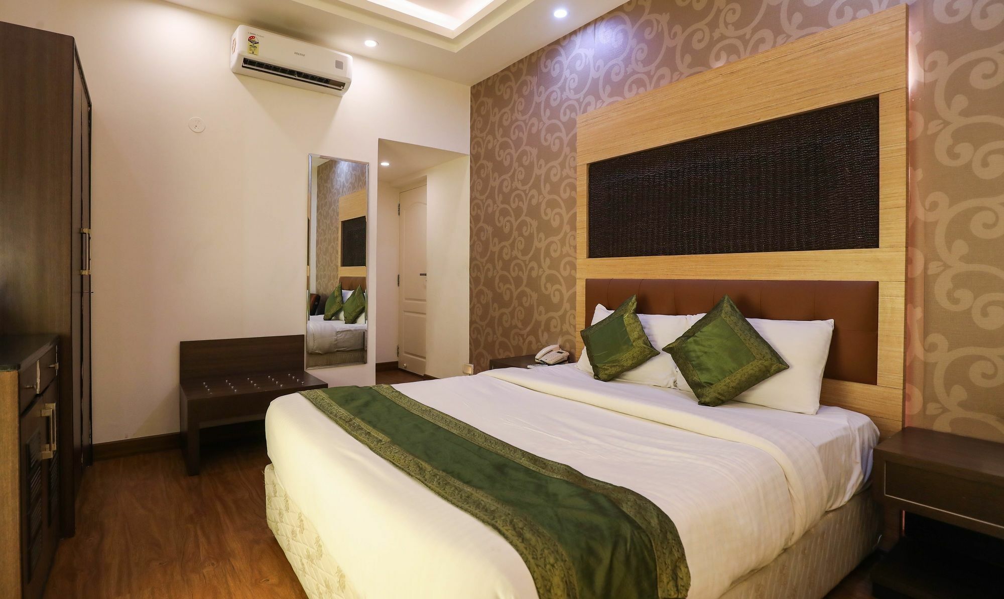 Treebo Trend White Mg Otel Bangalore Dış mekan fotoğraf